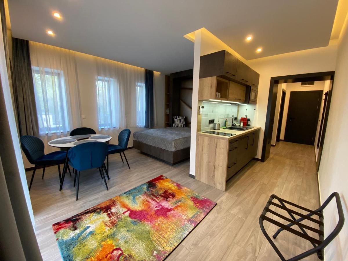 Luxury Apartments Кестхей Екстер'єр фото