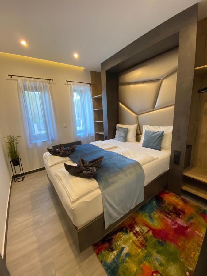 Luxury Apartments Кестхей Екстер'єр фото
