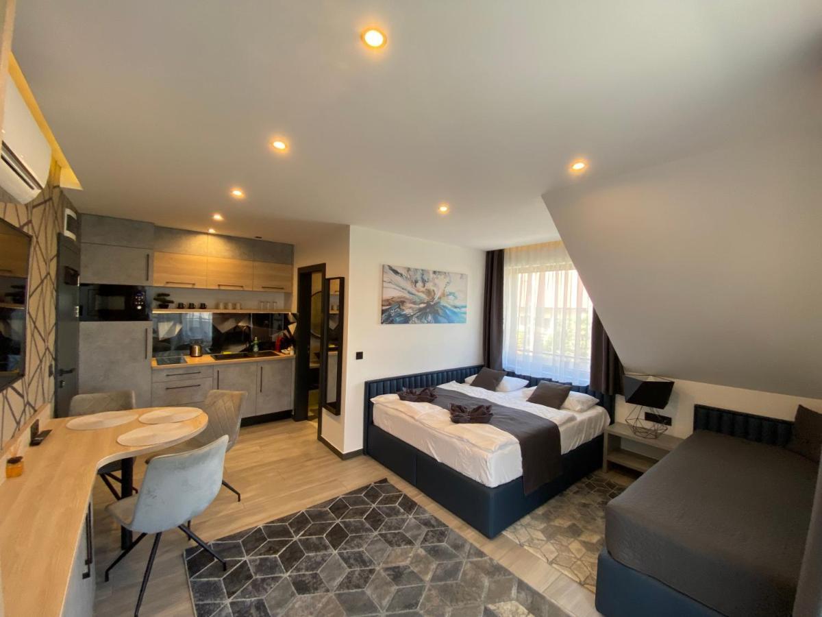 Luxury Apartments Кестхей Екстер'єр фото